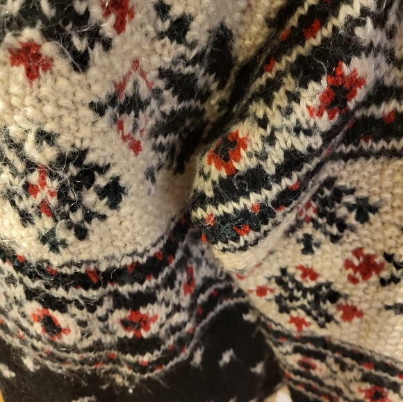 Jones New York Sport handknit large wool and acrylic sweater - Picture 5 of 6